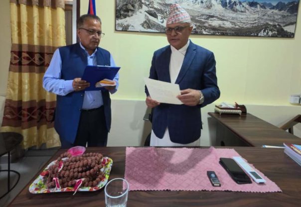 कोशी प्रदेश योजना आयोगको सदस्यमा थापा नियुक्त