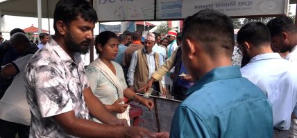 रास्वपा महाधिवेशनमा डीडीसीका उत्पादनको माग बढ्यो, दैनिक एक लाखभन्दा बढीको बिक्री (भिडियो सहित)