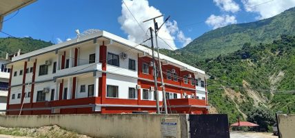 रोशी गाउँपालिकाको प्राथमिकताः स्वास्थ्य बीमा र दिवा खाजा निःशुल्क