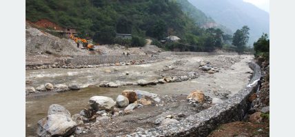बस्ती जोगाउन तटबन्ध निर्माण