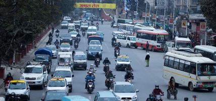 बागमती प्रदेशभित्र चल्ने सार्वजनिक यातायातको भाडा घटेन