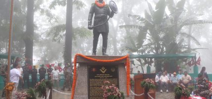 सोमेश्वरगढीमा प्रधानसेनापति अभिमानसिंहको शालिक अनावरण
