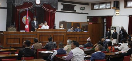 बसाइँसराइ रोक्न स्थानीयस्तरमा नागरिकलाई आबद्ध गर्ने नीति आवश्यक’