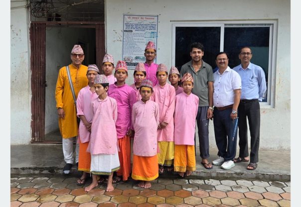 ‘संस्कृत पढाऔँ, संस्कार बचाऔँ’ अभियान