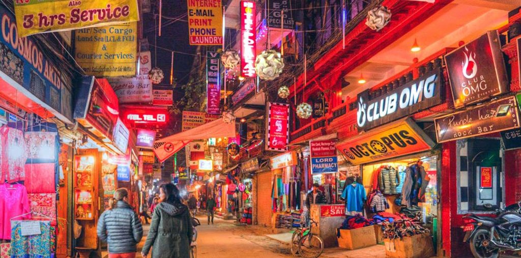ठमेलमा बढे भारतीय पर्यटक