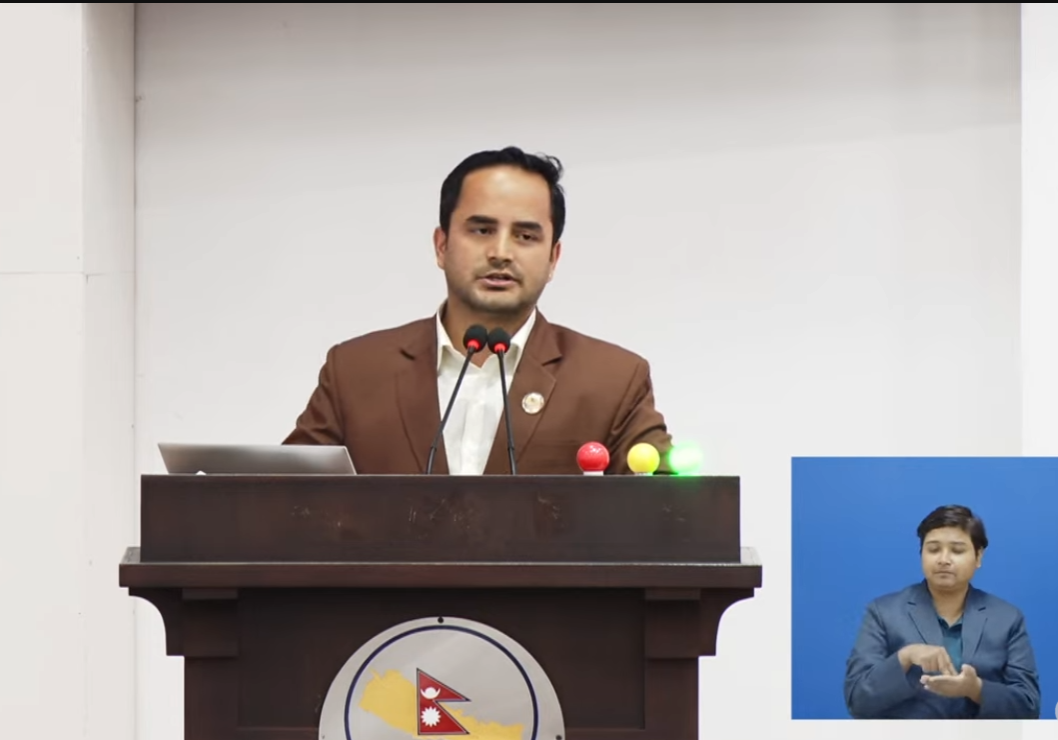 सहकारीका बचतकर्ताको रकम फिर्ता गर्ने कानुनी व्यवस्था स्पष्ट पार्न सांसद शर्माको माग