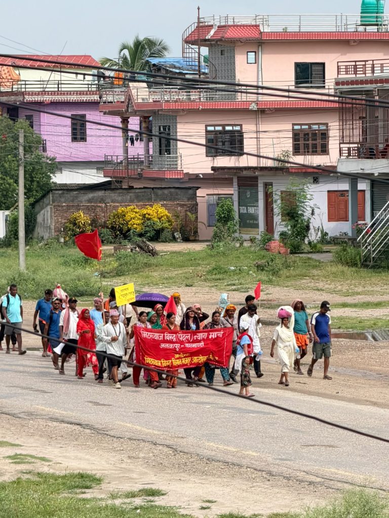 सर्लाहीको हरिवन आइपुग्यो मिटरब्याज पीडितको न्याय मार्च