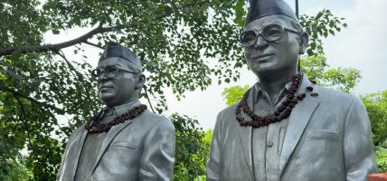 दासढुंगामा मदन भण्डारी पार्क निर्माण अन्तिम चरणमा, स्मृति संरचना पर्यटकका लागि आकर्षण