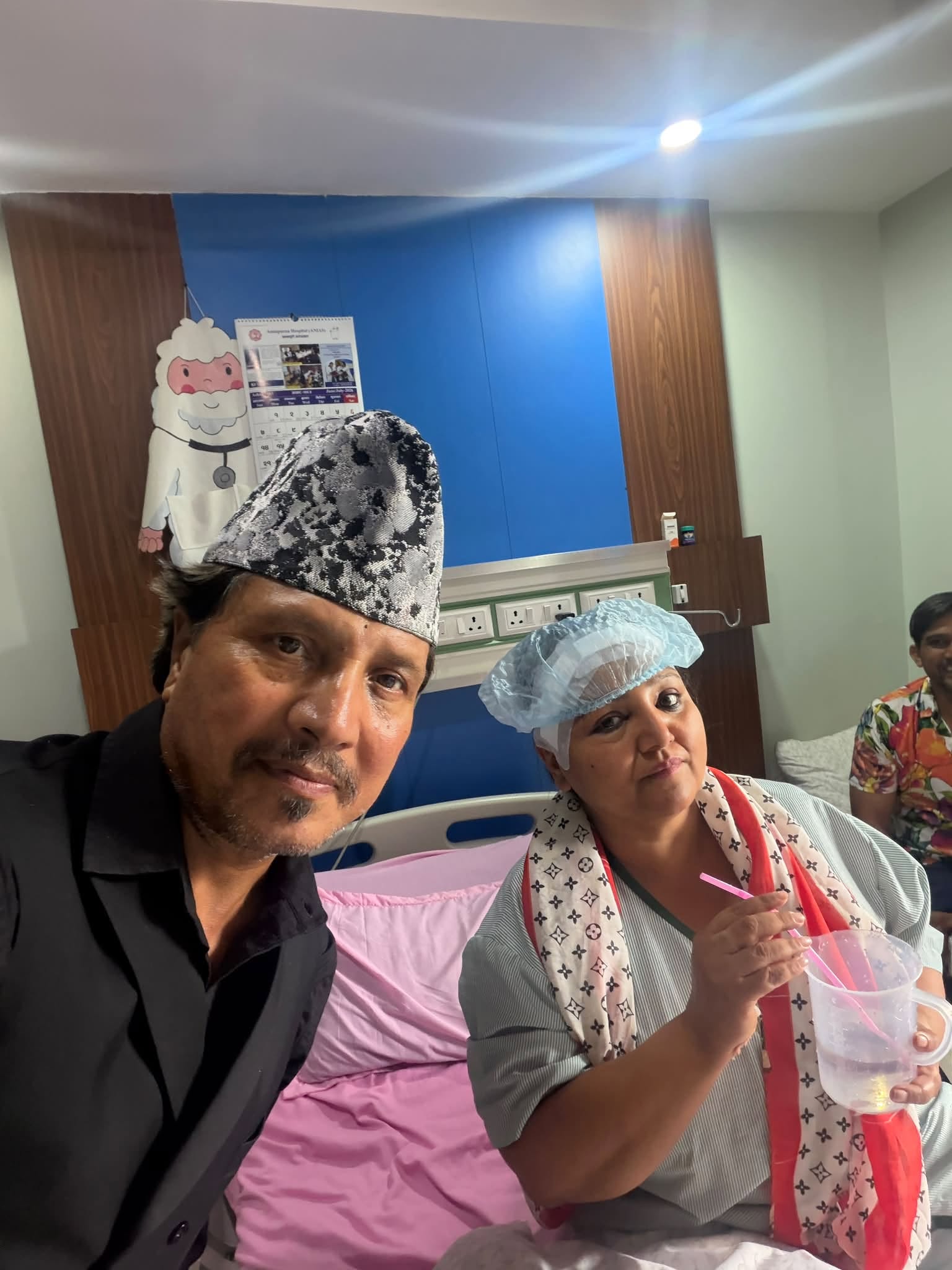 ब्रेन ट्युमरको सफल शल्यक्रियापछि दीपाश्री जनरल वार्डमा, दीपकराजले व्यक्त गरे आभार