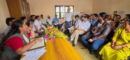 बजारमा कृत्रिम अभाव सृजना गरेको देखिए तत्काल खबर गर्न अनुरोध