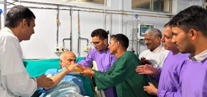 सरकारी वार्ता टोली र डा केसीबीच सात बुँदे सहमति, अनशन तोडियो