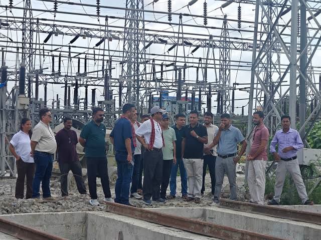 प्राधिकरणद्वारा मोरङ र सुनसरीका विद्युत् वितरण प्रणालीको अनुगमन