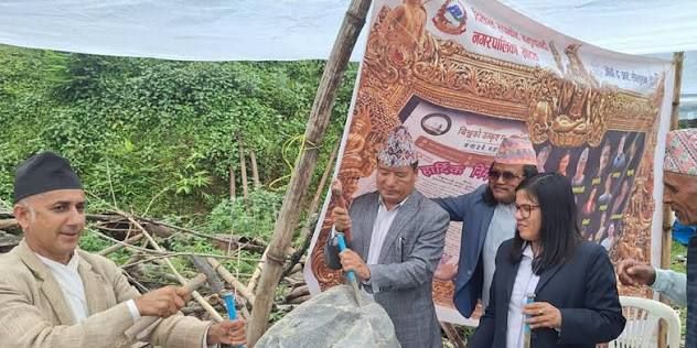 दिक्तेलको रुपाकोट मझुवागढीमा मूर्तिकला कार्यशाला