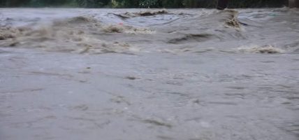 साना नदीमा आकस्मिक बाढीको जोखिम