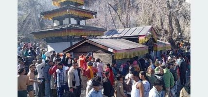 मुक्तिनाथबाट फर्किने भारतीय पर्यटकले बागलुङमा चहलपहल