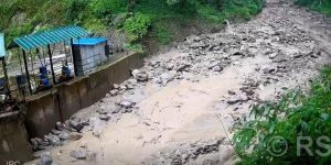 बाढीले क्षति पु–याएपछि रेलेखोला जलविद्युत् आयोजना बन्द