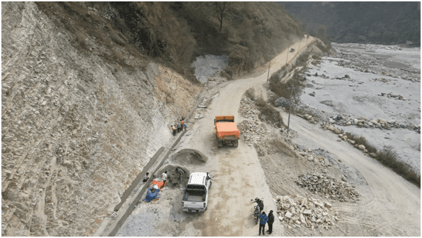 पहिरोले अवरुद्ध कालीगण्डकी कोरिडोर आठ घण्टापछि सञ्चालन