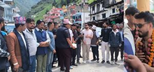 कर्णालीका सडकको स्थलगत अनुगमनपछि नेपालगन्ज फर्किए मन्त्री लम्साल