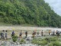 कर्णाली नदीमा बेपत्ता मध्ये थप दुई जनाको शव फेला कर्णाली नदीमा बेपत्ता मध्ये थप दुई जनाको शव फेला
