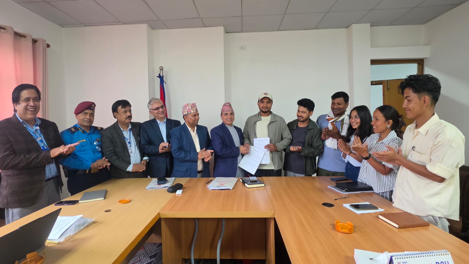 मिटरब्याज पीडित र सरकारबीच ९ बुँदे सहमति