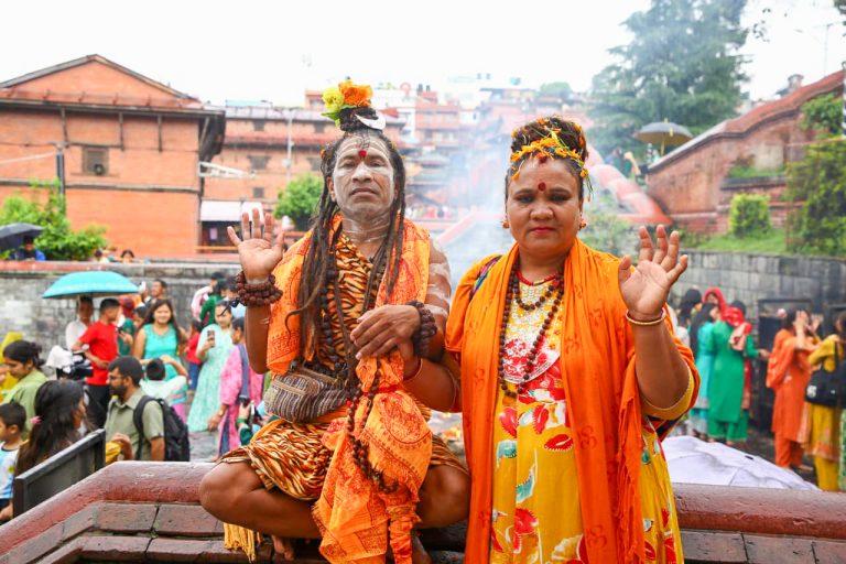 साउने संक्रान्ति  पशुपतिनाथको दर्शन