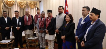 विद्युत् नियमन आयोगका नवनियुक्त पदाधिकारीले लिए सपथ
