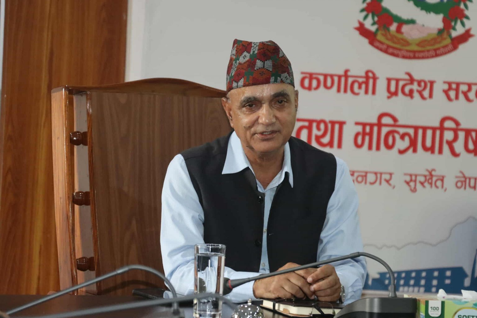 कर्णालीका मुख्यमन्त्रीविरुद्ध अविश्वास प्रस्तावको पक्षमा मतदान गर्ने नेकपाको निर्णय 