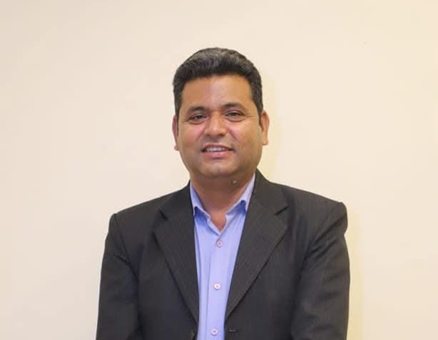 ३५ वर्षमा एक चौथाई समय पनि एमालेले शासन गरेको छैन : सबै दोष हामीलाई थोपर्न मिल्दैन’ : निरज आचार्य