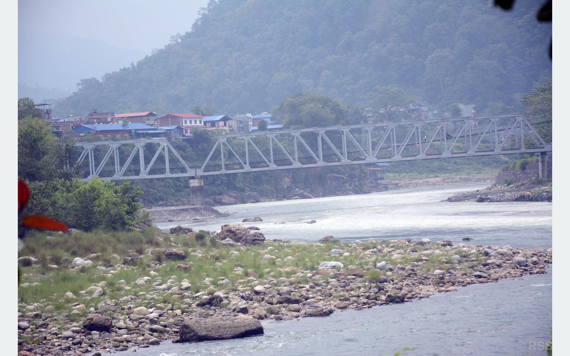 दुई पालिका जोड्ने निर्माणाधीन पुललाई दुई करोड बजेट