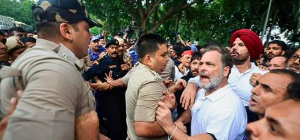 विरोध प्रदर्शनका क्रममा पक्राउ परेका भारतीय विपक्षी दलका नेता रिहा