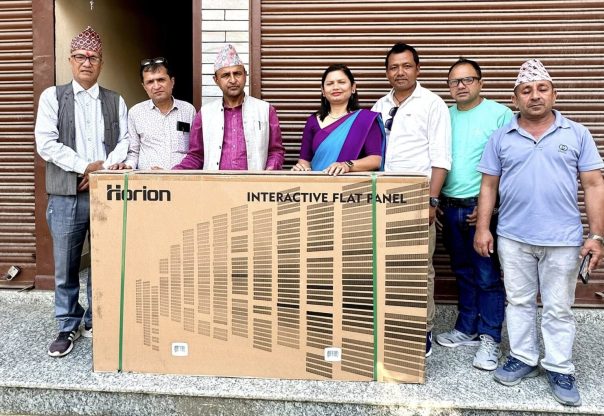 सबै सामुदायिक विद्यालयमा स्मार्ट बोर्ड सबै सामुदायिक विद्यालयमा स्मार्ट बोर्ड