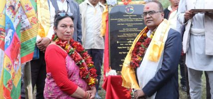सोलुखुम्बुको लिखु पिकेमा गुम्बाको शिलान्यास