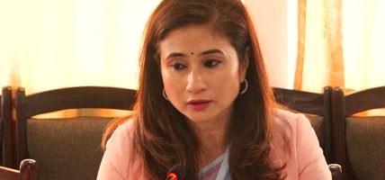 राष्ट्र बैंक सरकारबाट पूर्ण रूपमा पृथक हुन नसक्ने, मौद्रिक र वित्तीय नीति सँगसँगै जानुपर्छ : अर्थ मन्त्रालय (भिडियो सहित)