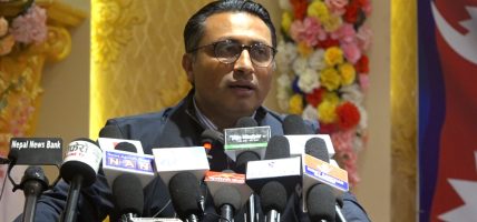 लगानीमैत्री वातावरण निर्माणका लागि ४२ वटा कानुन खारेज र संशोधन हुँदैछन् : अर्थमन्त्री डा वाग्ले