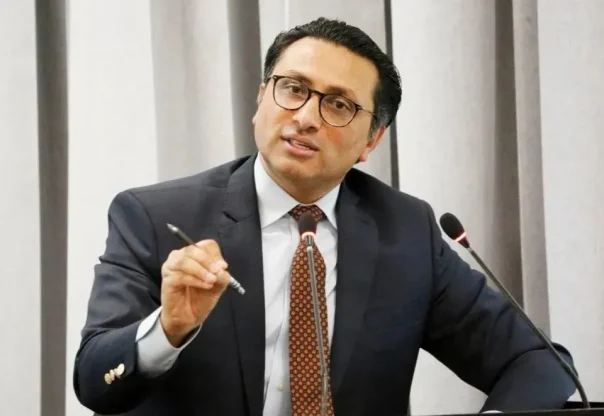 बजेटको प्रभावकारी कार्यान्वयन गर्न अर्थमन्त्री डा वाग्लेद्वारा निर्देश बजेटको प्रभावकारी कार्यान्वयन गर्न अर्थमन्त्री डा वाग्लेद्वारा निर्देश