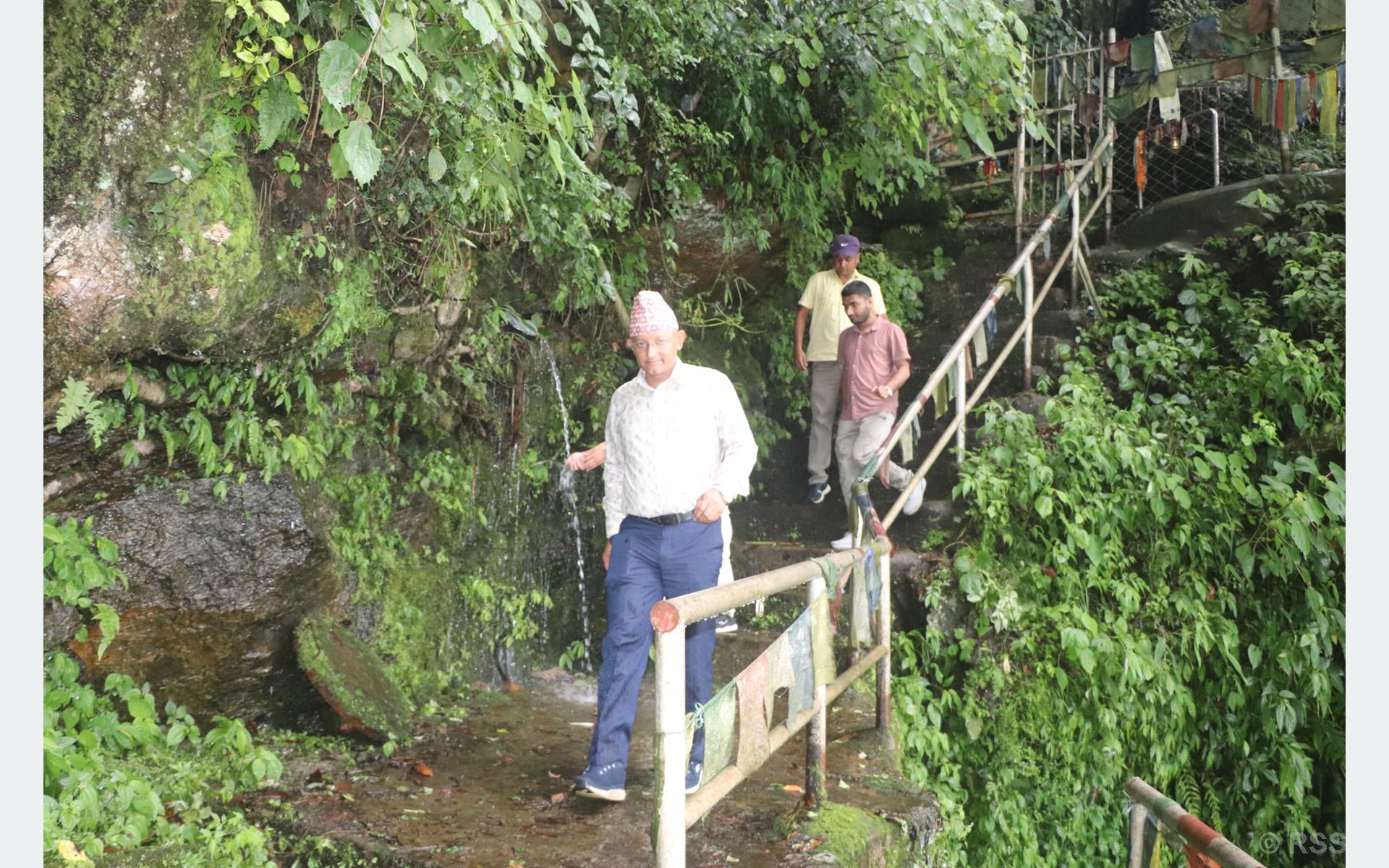 प्रचारको अभावमा भोजपुरको ‘छरछरे पखुवा देवस्थल’ ओझेलमा