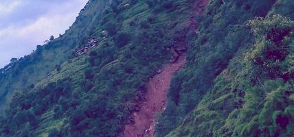 रोल्पा बोटलबारा पहिरा अपडेट : १० जना बेपत्ता, खोजी जारी