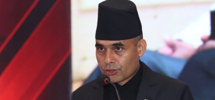 सञ्चारमाध्यमले नागरिकको अधिकार र सार्वजनिक हितलाई केन्द्रमा राख्नुपर्छः सञ्चारमन्त्री डा तिमिल्सिना
