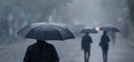 सुदूरपश्चिममा बिहीबारसम्म मौसम बदली र मध्यम वर्षाको सम्भावना