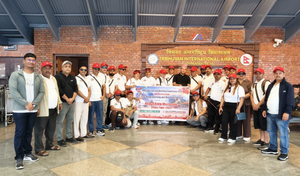 नेपाली अटो मेकानिकले गरे चीनको एसआरएम कारखानामा ईभी प्रविधिको प्रत्यक्ष अवलोकन