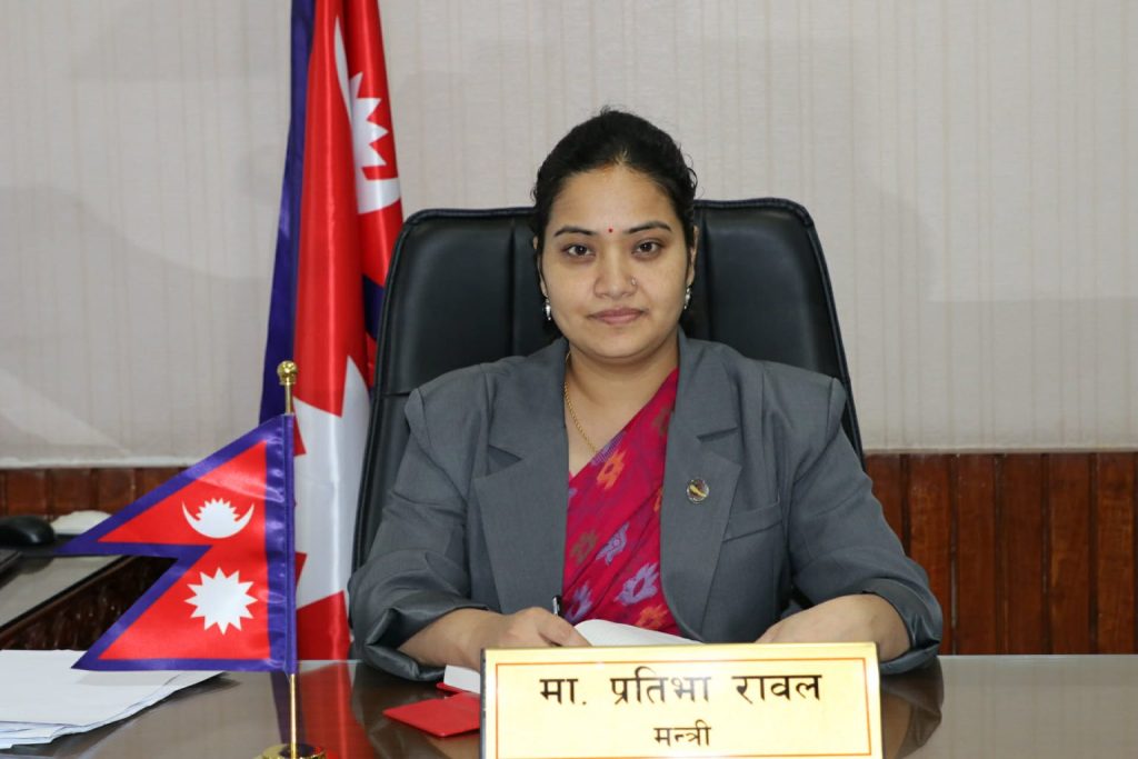 सुकुम्वासीको गुनासो सुन्न सुदूरपश्चिम जाँदै मन्त्री रावल