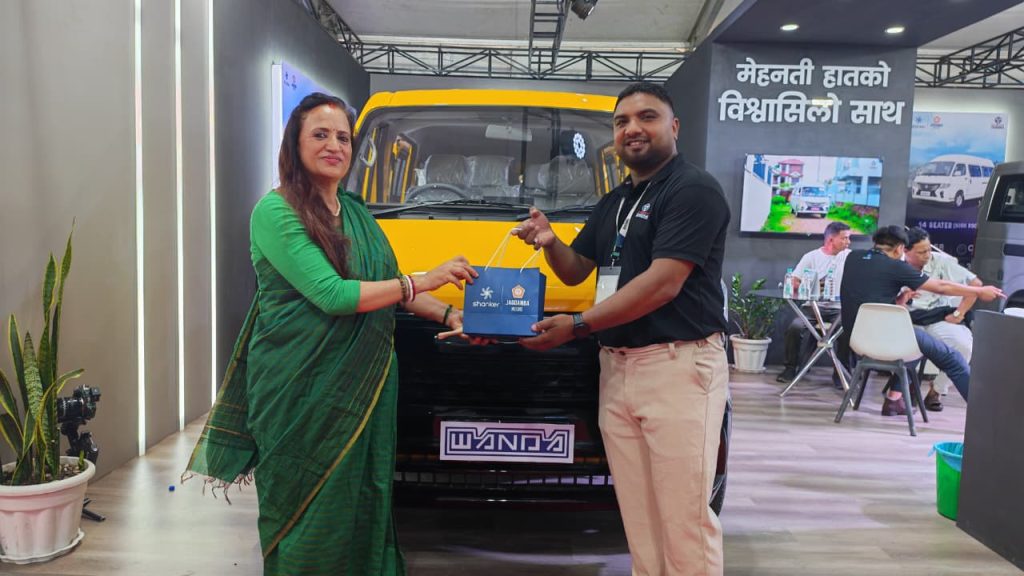 नाइमा एक्स्पोमा चेरी वान्डाका विद्युतीय भ्यान, बिनाधितो हायर पर्चेज सुविधा