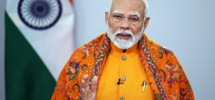 भारत सरकारले पठायो १० टन राहत सामग्री