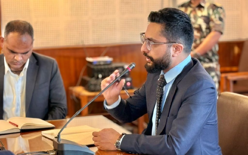 राजनीतिक बिटका पत्रकारसँग सरकारका प्रवक्ताको छलफल