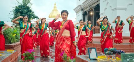 सिड्नीकी नर्स तथा गीतकार यशोदाको शब्दमा आयो ‘ए मैना सुनन’