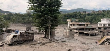 भोटेकोशी बाढी : एक हजार ४७३ को उद्धार , ५५३ जनाको शव फेला