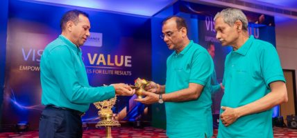 सानिमा रिलायन्स लाइफको ‘Vision to Value 2083’ सम्पन्न, उत्कृष्ट कर्मचारी सम्मानित