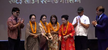 आमा’फिल्मबारे बसुन्धरा भुसाल : भुवनदिदी र रातो कोट सम्झिरहन्छु