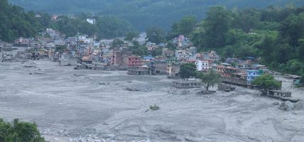भोटेकोशी बाढीः मधेसका १५ जना परिवारको सम्पर्कमा