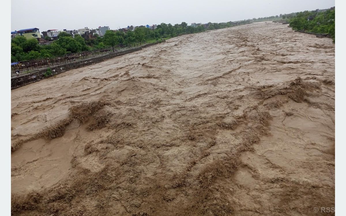आकस्मिक बाढीको आज मध्यम जोखिम